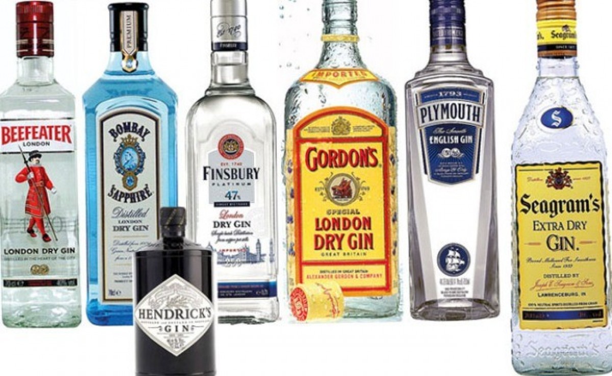 Джин алкоголь барристер. Джин парма голубой. Джин это из чего. Джин. Джин тоник gordons.